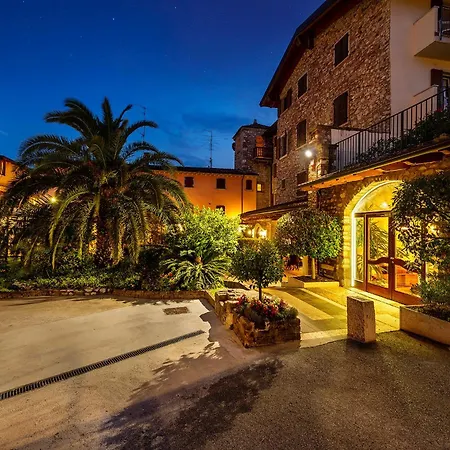 Antico Monastero Hotel