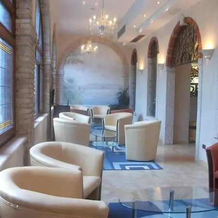 Antico Monastero 4*
