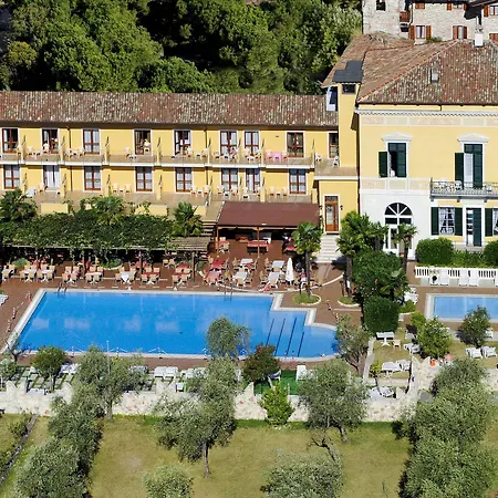 Antico Monastero Hotel 4*
